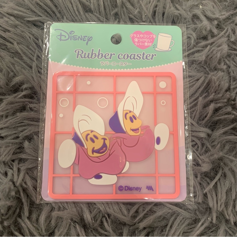 BNIB Japan Disney Alice in Wonderland Young Oyster rubber coaster
